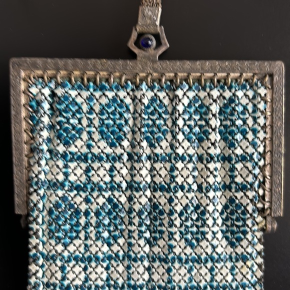 Enamel Flapper Purse - Picture 5 of 11